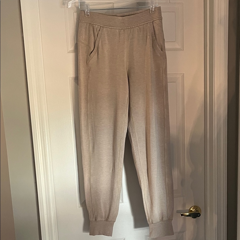 LuluLemon tan matching set